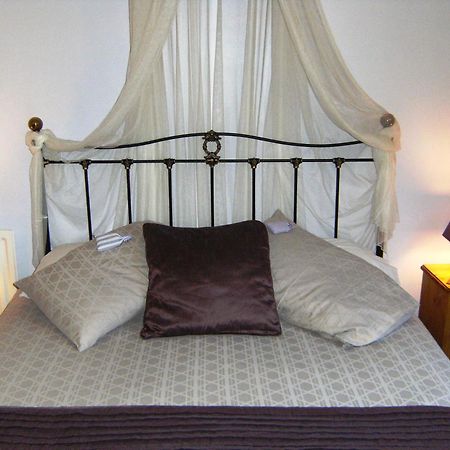 Bridge House Bed & Breakfast Newark-on-Trent  Номер фото